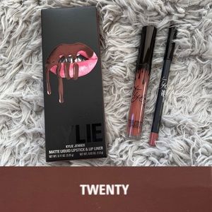 Kylie Cosmetics Twenty Matte Liquid Lipstick & Lip Liner Lip Kit